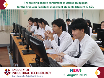The first-year Facility Management
students (student ID 62)  training on
free enrollment as well as study plan