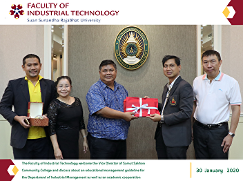 The Faculty of Industrial Technology
welcome the Vice Director of Samut
Sakhon  Community College and discuss
about an educational management
guideline for  the Department of
Industrial Management as well as an
academic cooperation